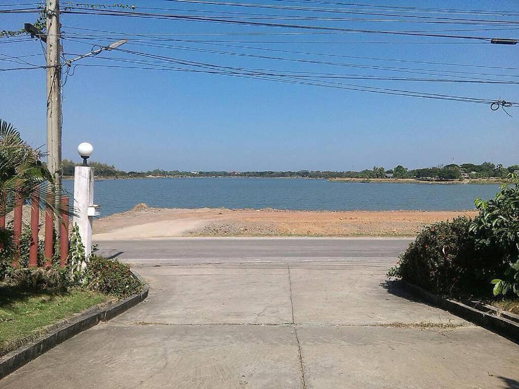 Ratchapreuk Resort Kalasin Eksteriør bilde